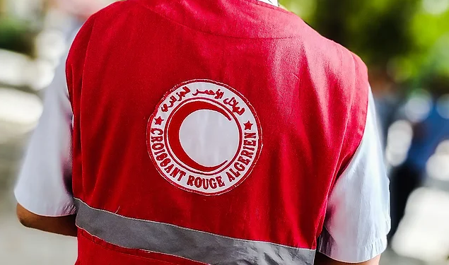 الهلال الأحمر الجزائري يفتح باب التوظيف