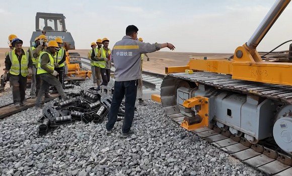 اعلان توظيف في الشركة للحديد والصلب منجم غار جبيلات