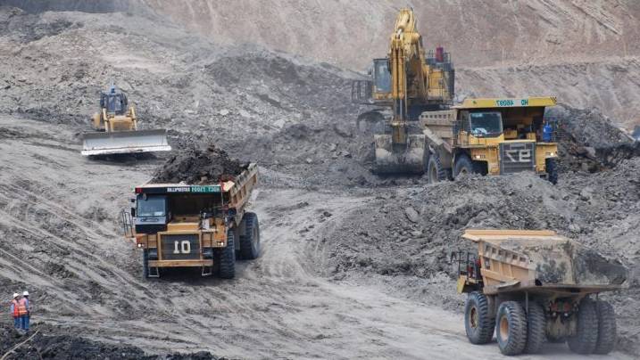 الشركة الوطنية للحديد والصلب تفتح باب التوظيف